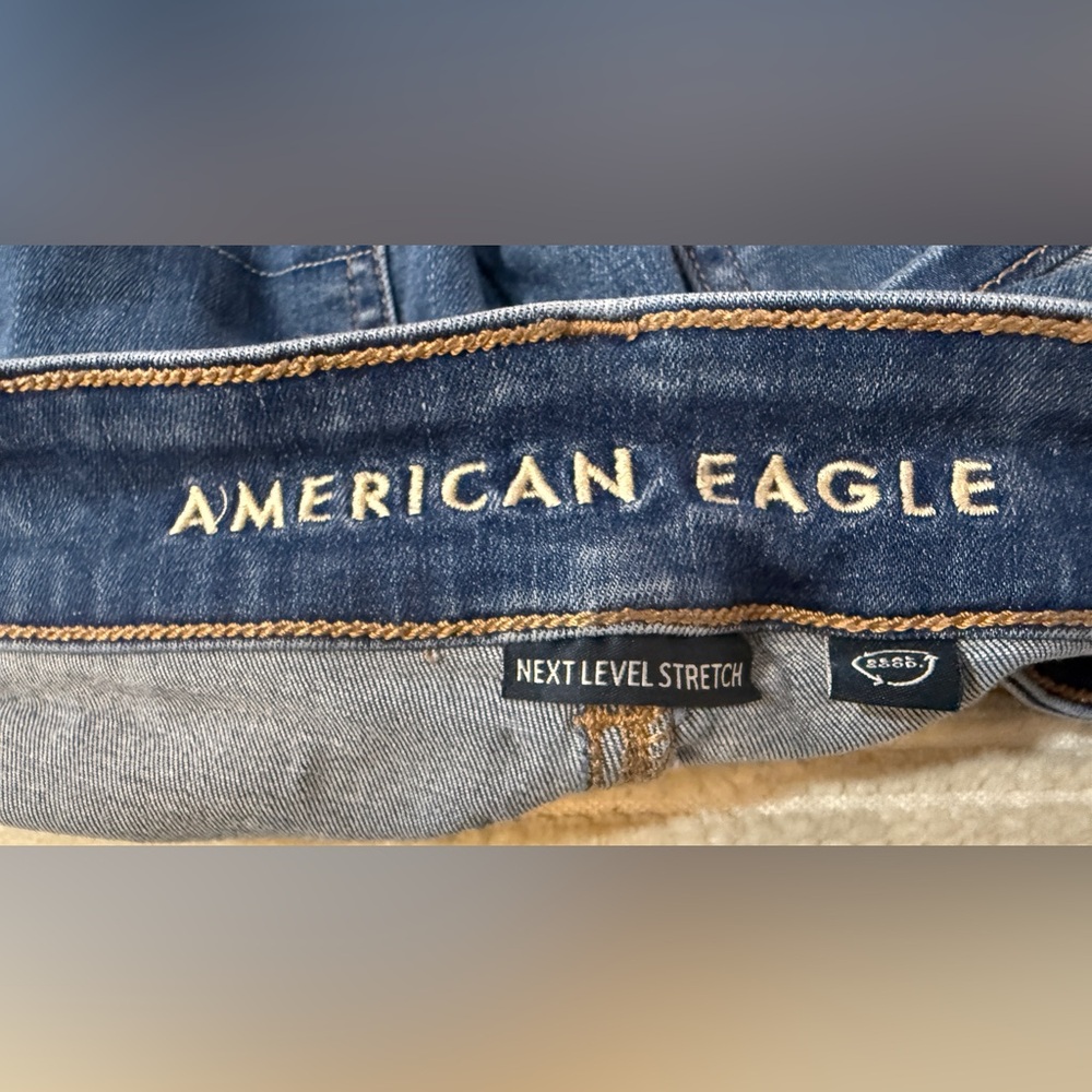 American Eagle Outfitters Hi-Rise Shortie Jean Shorts - Picture 6 of 8